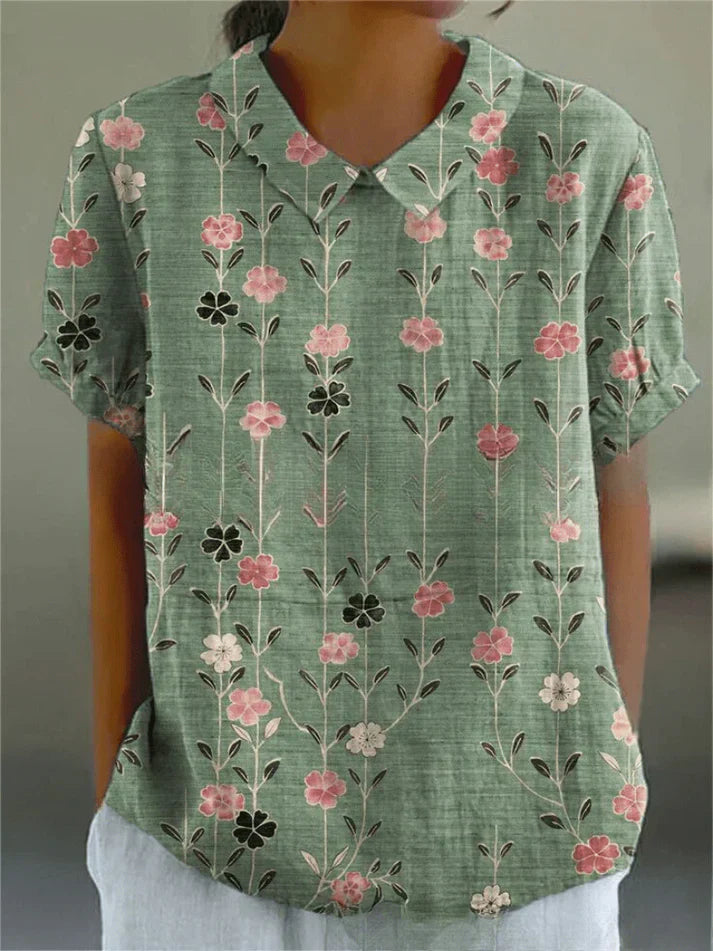 Beyond Chic | Blouse with Floral Print