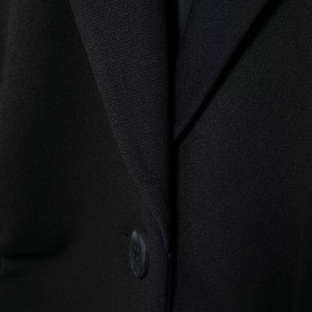 Beyond Chic | Slim-fit Jacket
