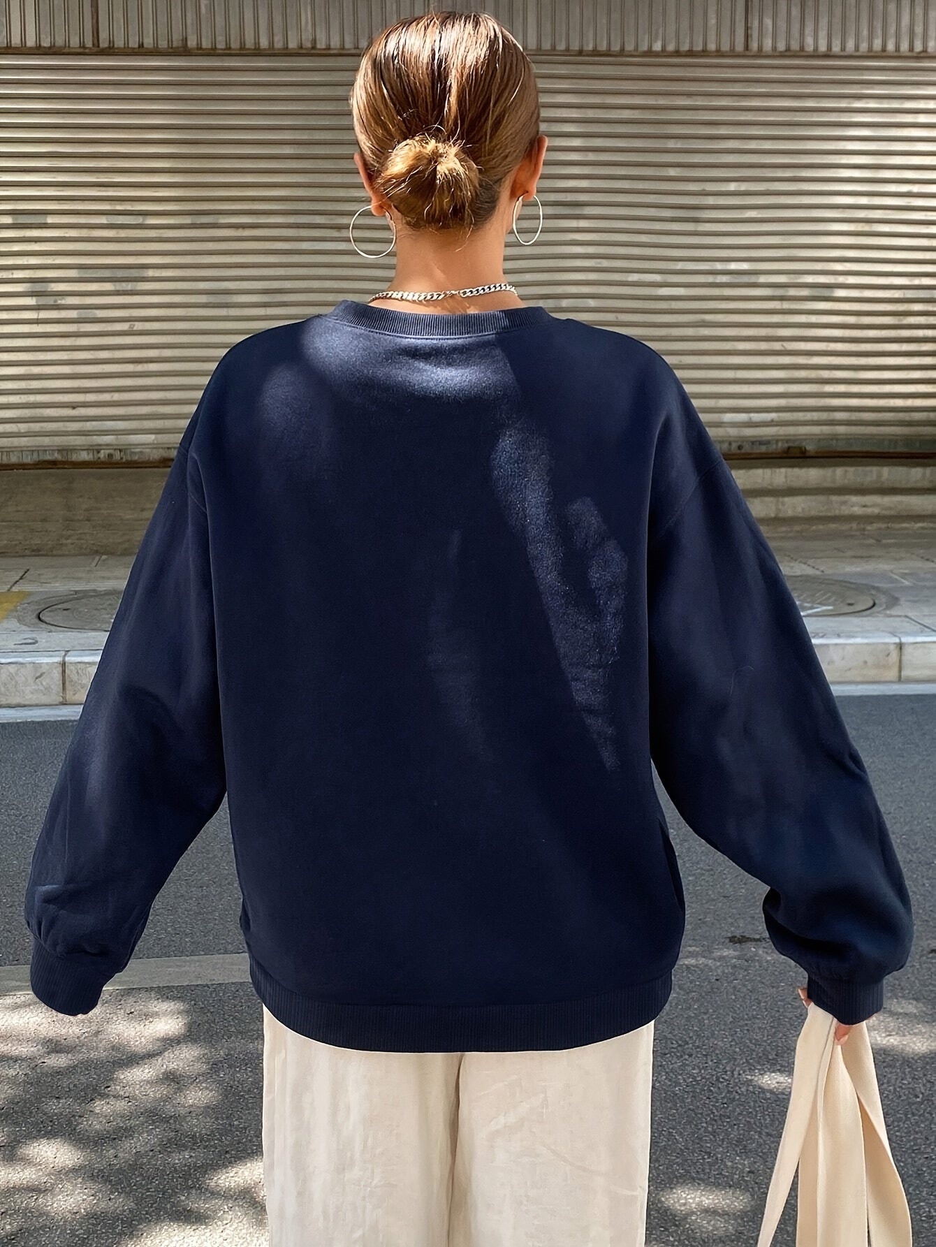 Evoque™ | Minimalist Bow Sweatshirt