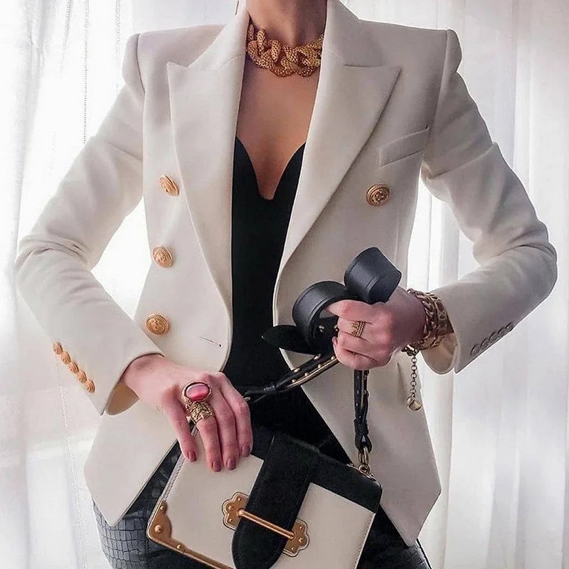 Beyond Chic | Chic Blazer For Any Occasion