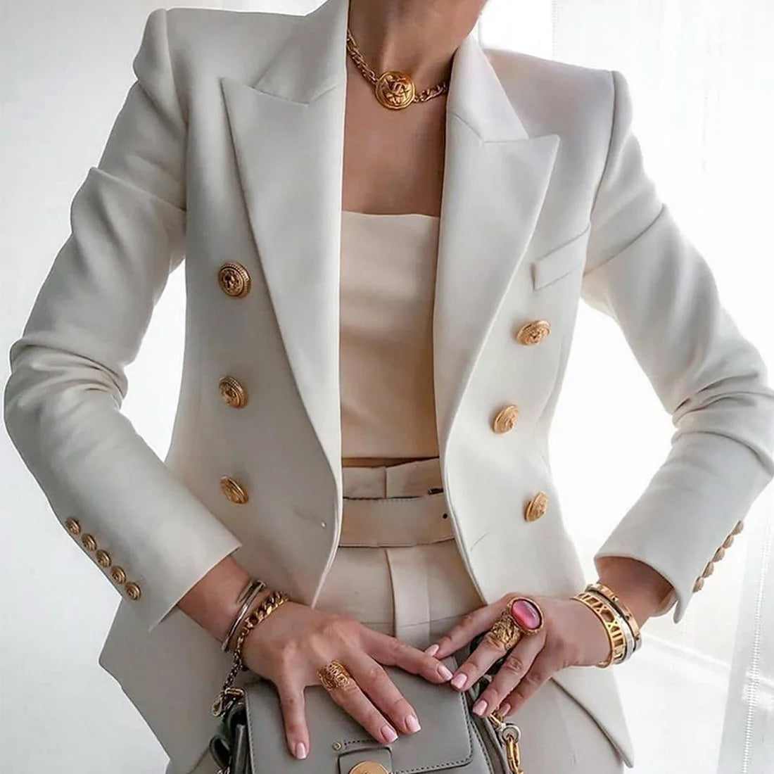 Beyond Chic | Chic Blazer For Any Occasion