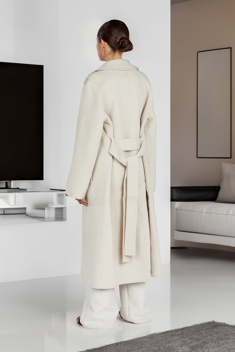 Evoque™ | Minimalist Elegance Coat