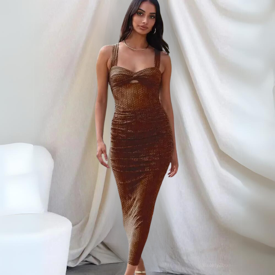 Beyond Chic | Pamela Tight-fitting Long Summer Dress