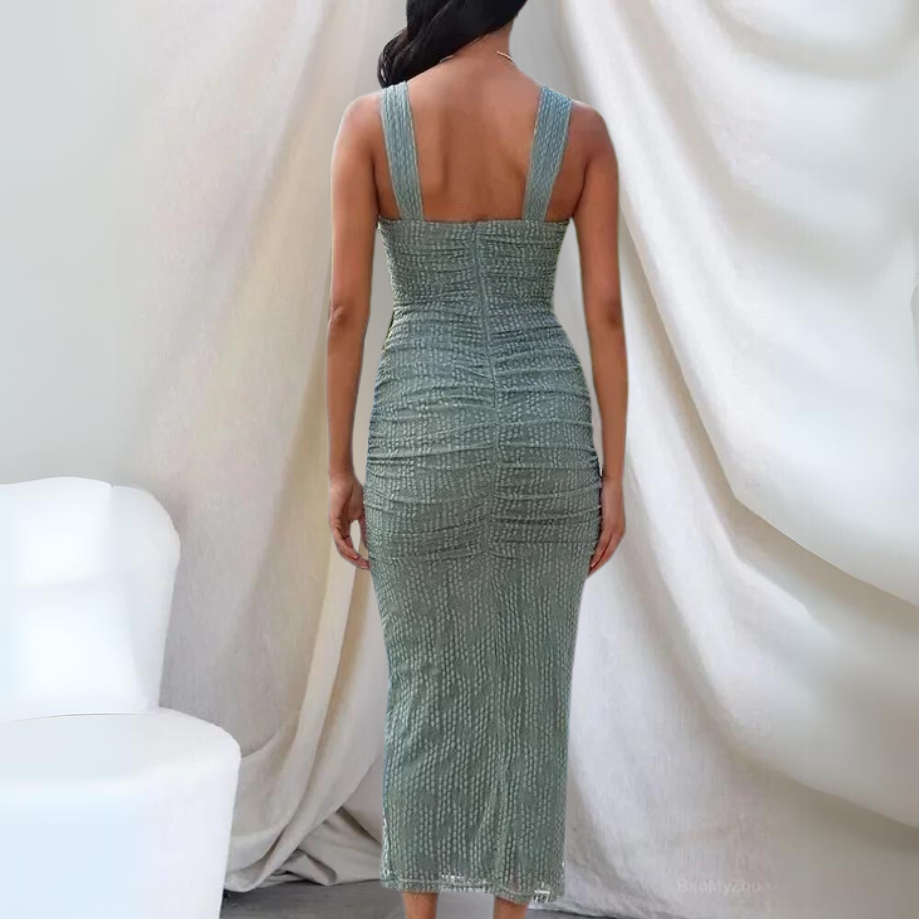 Beyond Chic | Pamela Tight-fitting Long Summer Dress